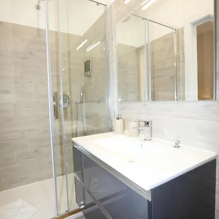 Unique Luxury And Ρώμη