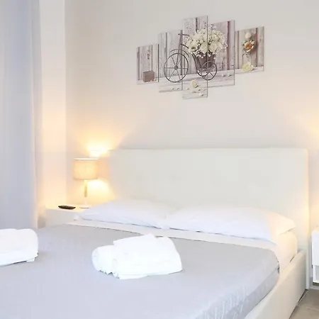 Unique Luxury And Bed & Breakfast