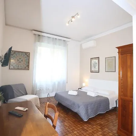 Unique Luxury And * Rom