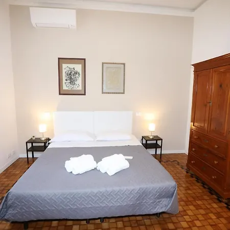 Unique Luxury And Bed & Breakfast