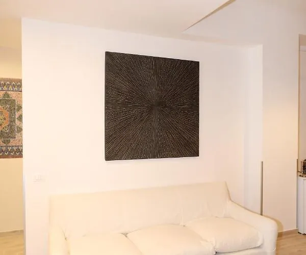 Frühstückspension Unique Luxury And 4*