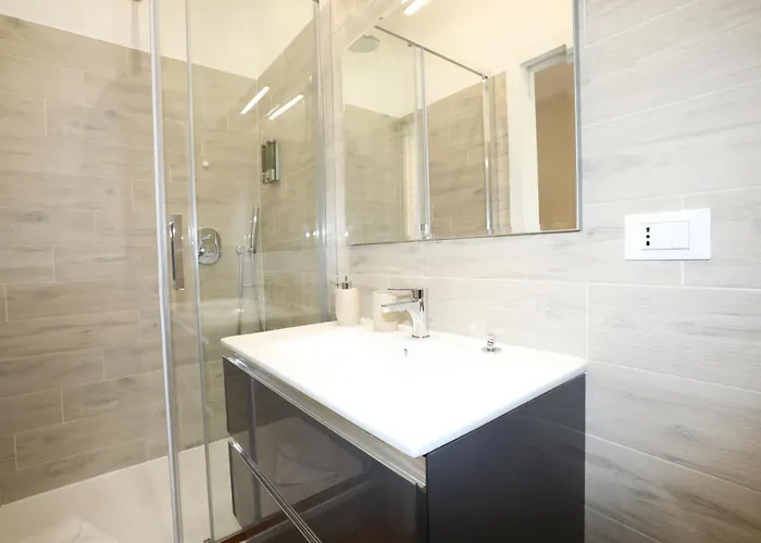 Unique Luxury And 4*