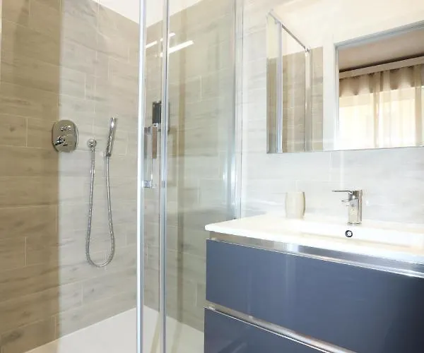 Unique Luxury And Frühstückspension