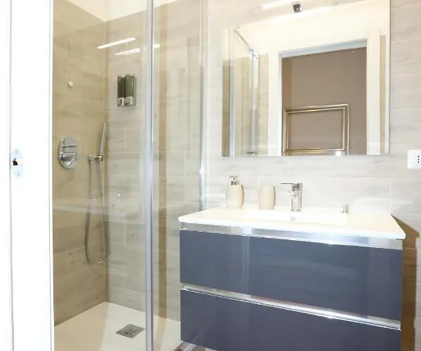 Unique Luxury And Rom