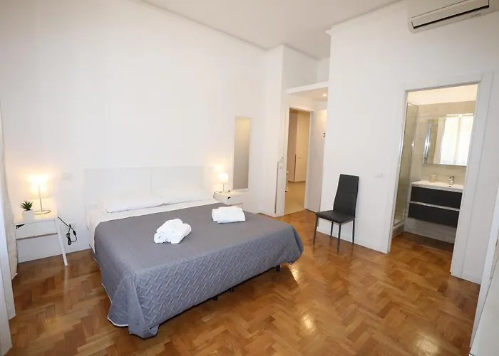 Unique Luxury And Frühstückspension Rom